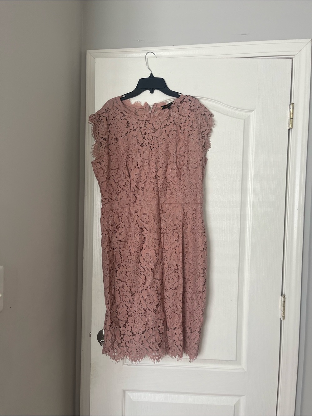Miusol Dusty Rose Lace Midi Dress